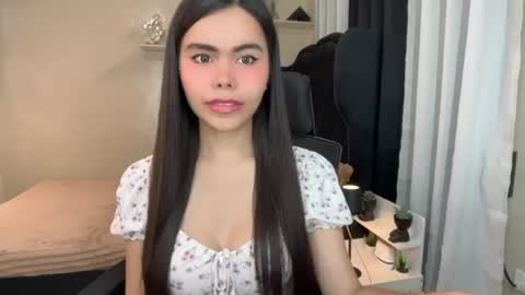 sabrinamadonna54 online show from June 11, 12:43 am