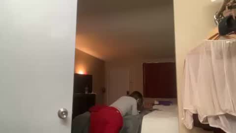 Snapshot of sabrinap91 chatting on December 27, 12:07 am IM BACK BITCHES Wheres my group of SEXY SLUTS online show from December 27, 12:07 am