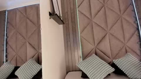 S A B R I N A  online show from December 22, 11:40 am