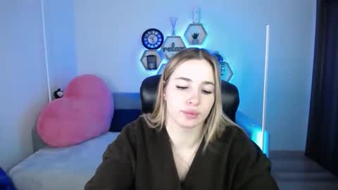 Sabrina Violet online show from January 16, 9:02 am