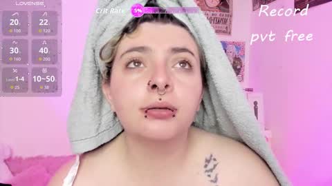 Snapshot of sachi_meow chatting on January 18, 11:30 pm Ig online show from January 18, 11:30 pm