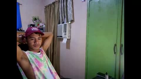 Snapshot of sachu01 chatting on April 13, 3:45 am Sachu01 online show from April 13, 3:45 am