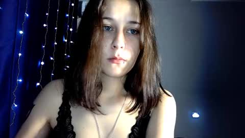 Snapshot of sademoface chatting on December 7, 12:30 am pluto online show from December 7, 12:30 am