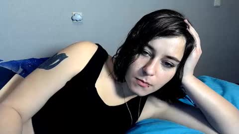 Snapshot of sademoface chatting on January 18, 6:13 am pluto online show from January 18, 6:13 am