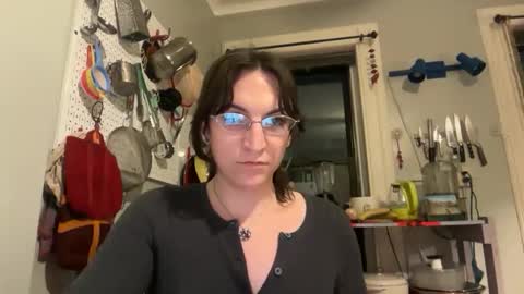 Sadie online show from December 16, 12:15 am