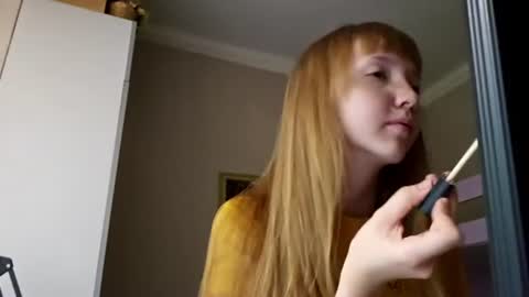 Snapshot of sadiesteinbacher chatting on August 2, 3:27 am Kate online show from August 2, 3:27 am