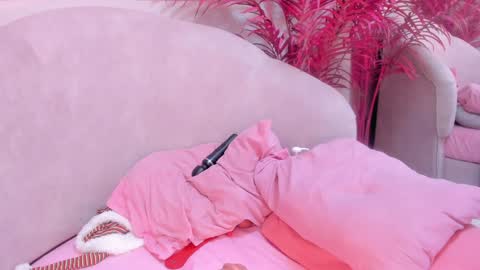 Snapshot of saekohofman chatting on December 30, 7:15 am Mara online show from December 30, 7:15 am