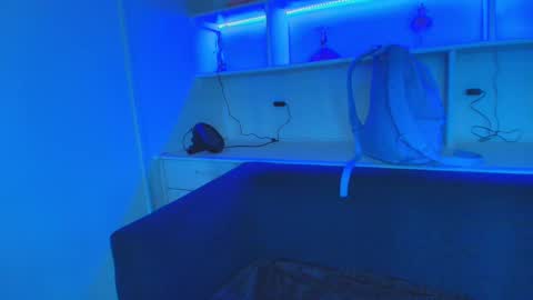 Cami online show from October 1, 6:58 pm