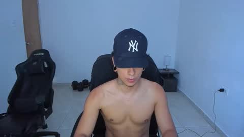 saenz_hotx online show from December 16, 5:07 pm