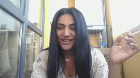 Snapshot of safari_xx chatting on June 8, 12:38 pm Queen online show from June 8, 12:38 pm