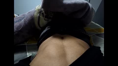 Snapshot of safu28 chatting on May 17, 4:43 am safu28 online show from May 17, 4:43 am