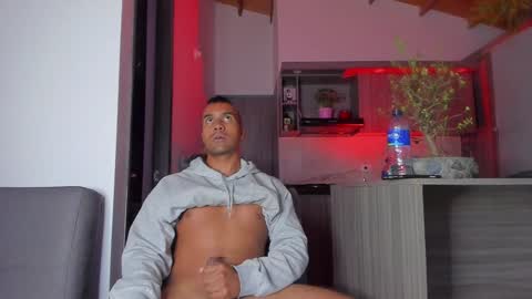 Snapshot of sag_1998 chatting on December 10, 9:12 am Sag online show from December 10, 9:12 am