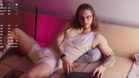 Adam online show from December 27, 9:06 am