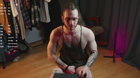 Adam online show from December 29, 5:42 am