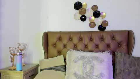 Snapshot of sagitariuuuss chatting on January 27, 11:32 am Cattleya online show from January 27, 11:32 am