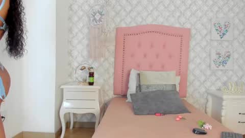 Snapshot of sagitariuuuss chatting on March 8, 11:58 am Cattleya online show from March 8, 11:58 am