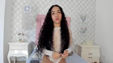 Snapshot of sagitariuuuss chatting on March 12, 11:53 am Cattleya online show from March 12, 11:53 am