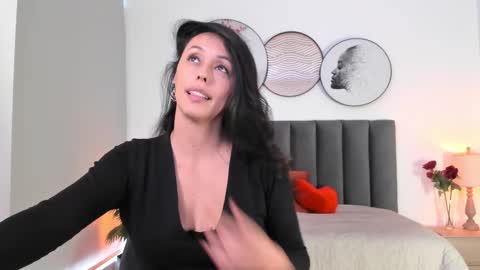 Sahara Garcia online show from February 19, 7:27 pm