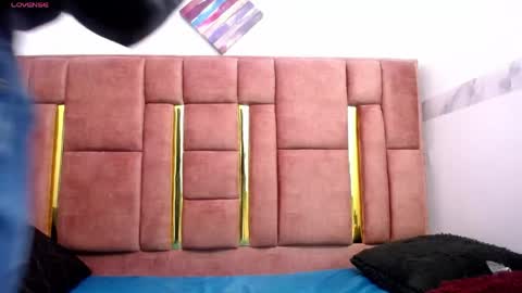 sara online show from March 22, 3:21 am