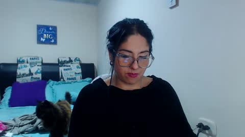 Karina online show from December 7, 1:25 am