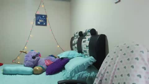 Karina online show from December 14, 1:28 am