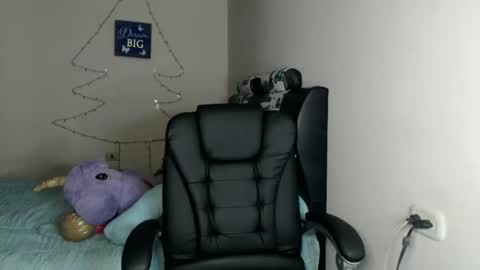 Karina online show from January 1, 6:05 am