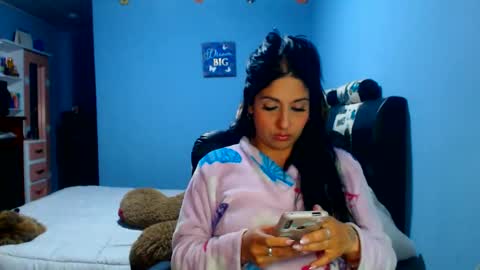 Karina online show from May 20, 1:23 am