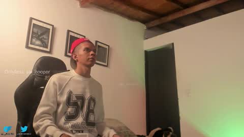 Snapshot of sai_cooper chatting on January 15, 10:24 pm sai online show from January 15, 10:24 pm