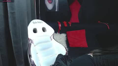 Snapshot of sailor_moon07 chatting on December 21, 3:47 am sailor online show from December 21, 3:47 am