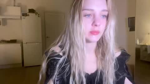 Sofia online show from November 17, 12:49 am