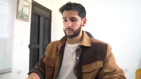 saimon  online show from November 7, 7:03 pm