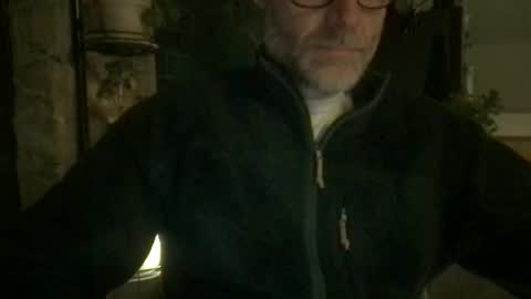 saint009 online show from April 19, 8:55 pm