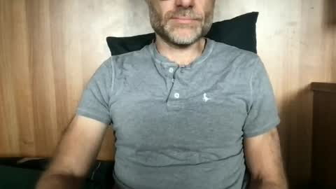 saint009 online show from June 27, 9:03 am