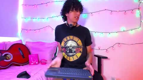 saint_dark online show from December 20, 2:13 pm