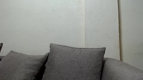 Snapshot of saint_flowerxxx chatting on January 18, 4:42 pm saint_flowerxxx online show from January 18, 4:42 pm