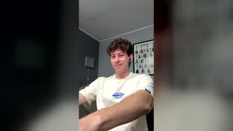 saint_nott online show from April 12, 5:34 am