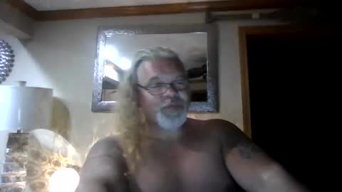 saintbeenadick online show from May 7, 3:23 am