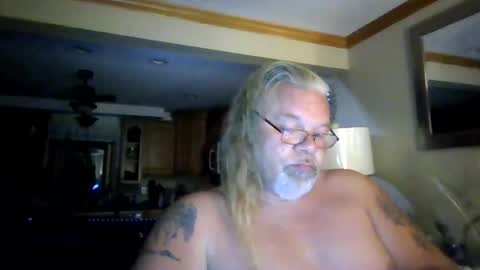 saintbeenadick online show from May 18, 1:45 am