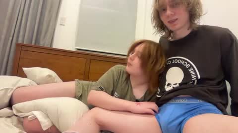 saintfawn online show from June 6, 4:44 pm