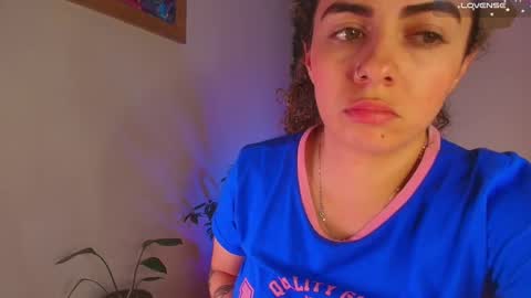 Snapshot of sairy_ chatting on February 24, 4:32 am sairy_ online show from February 24, 4:32 am