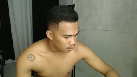 Taylor online show from November 5, 4:18 pm