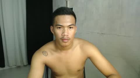 Taylor online show from November 10, 7:13 pm