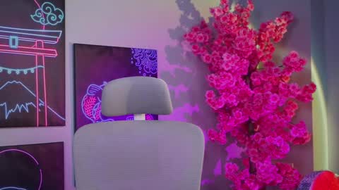 sakurabliss online show from February 4, 8:20 am