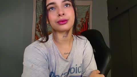 sallymaddoxx online show from November 23, 9:20 am