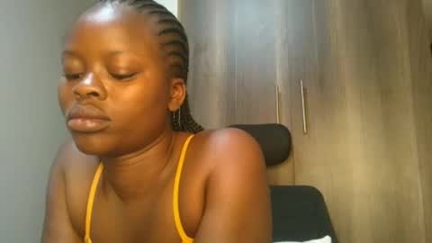 Snapshot of sallysasha254 chatting on December 10, 4:45 am sallysasha254 online show from December 10, 4:45 am