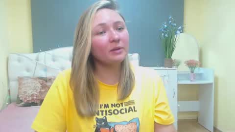 Sally online show from May 14, 6:37 pm