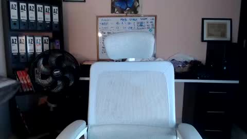 Snapshot of salome_010 chatting on January 4, 1:10 am Salome online show from January 4, 1:10 am