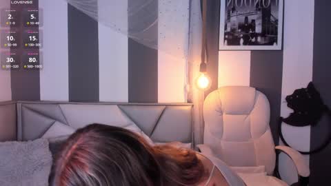 salome__evans online show from January 9, 9:26 pm