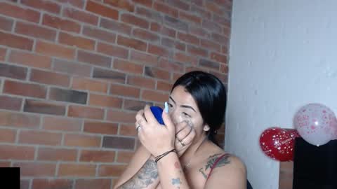 Snapshot of salome__hills chatting on February 14, 9:03 am online show from February 14, 9:03 am