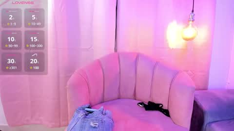 salome_and_karol online show from December 23, 1:35 pm